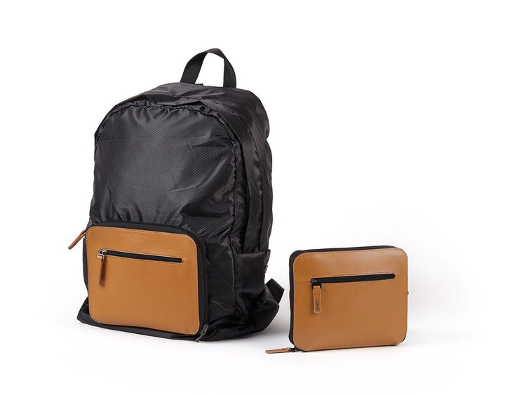 Lexon Packable Katlanabilir Sırt Çantası Kahverengi Açıklama Çok yönlü, pratik ve hafif olan bu çanta, kendi fermuarlı katlanabilir çantasına düzgün bir şekilde sığar ve seyahatleriniz sırasında valizinizde fazla yer kaplamaz. Valizinize kolaylıkla takıp