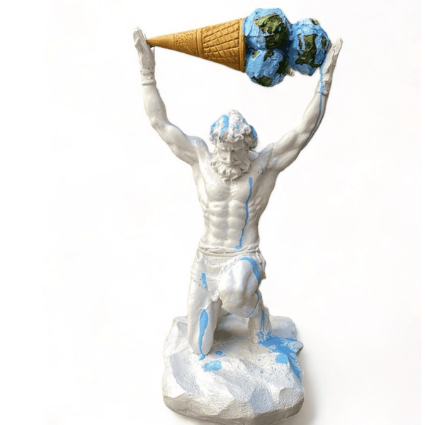 Atlas-Dondurma Efsaneye göre dünyayı sırtında taşıyan tanrı Atlas heykeli ile çok önemli bir konuya dikkat çekmek istiyoruz. Her geçen gün küresel ısınmanın etkisiyle Dünyamız çok büyük hasar alıyor. Tüm dünya olarak bu sorumluluğu alarak buna bir son ver