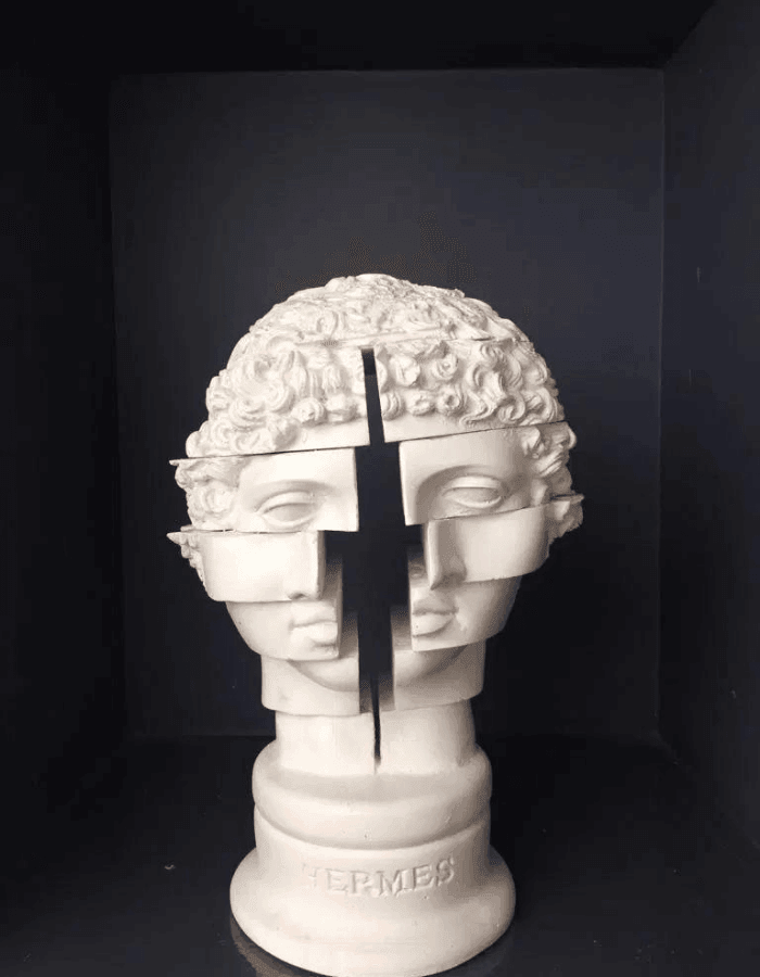 DESİNG HERMES BUST LEGO FACE Yükseklik: 20 cm Hermes Bust LEGO Face - Unique Design